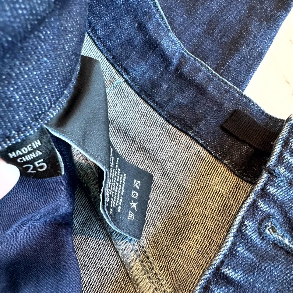 J Brand Natasha High Waist Crop Skinny Button Fly Jeans - Size 25 - Picture 11 of 11